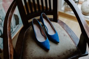 Chaussure mariée couleur pourpre