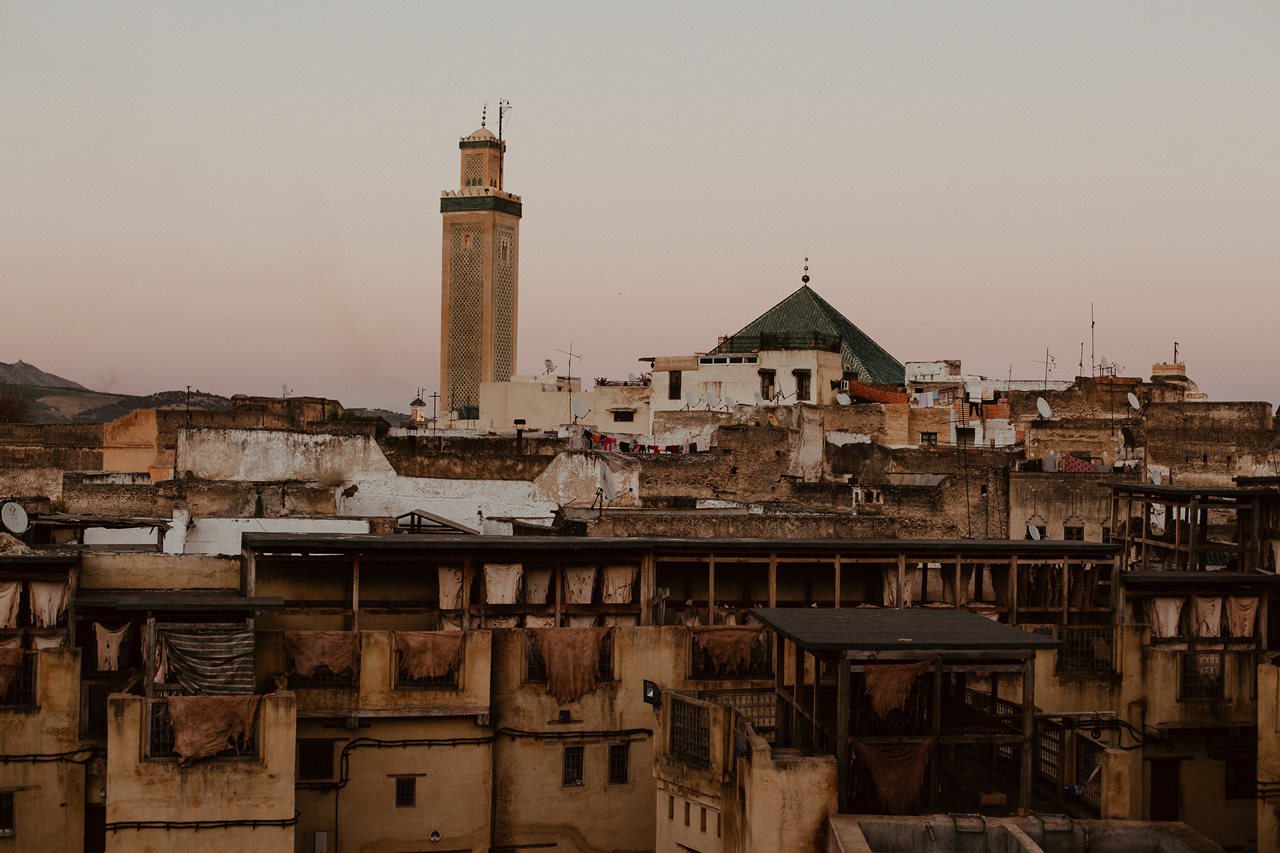 photo toits de fès Maroc coucher de soleil mosquée